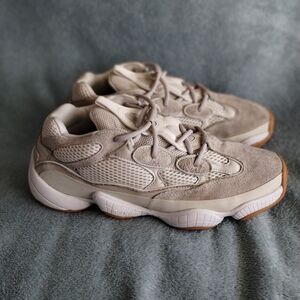 Adidas Yeezy 500 Men’s 11 Beige Chunky Sneakers Gum Sole